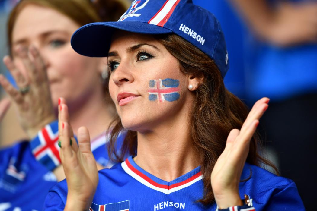 An Iceland supporter is pictured ahead the Euro 2016 round of 16 football match between England and Iceland at the Allianz Riviera stadium in Nice on June 27, 2016. / AFP PHOTO / BERTRAND LANGLOIS