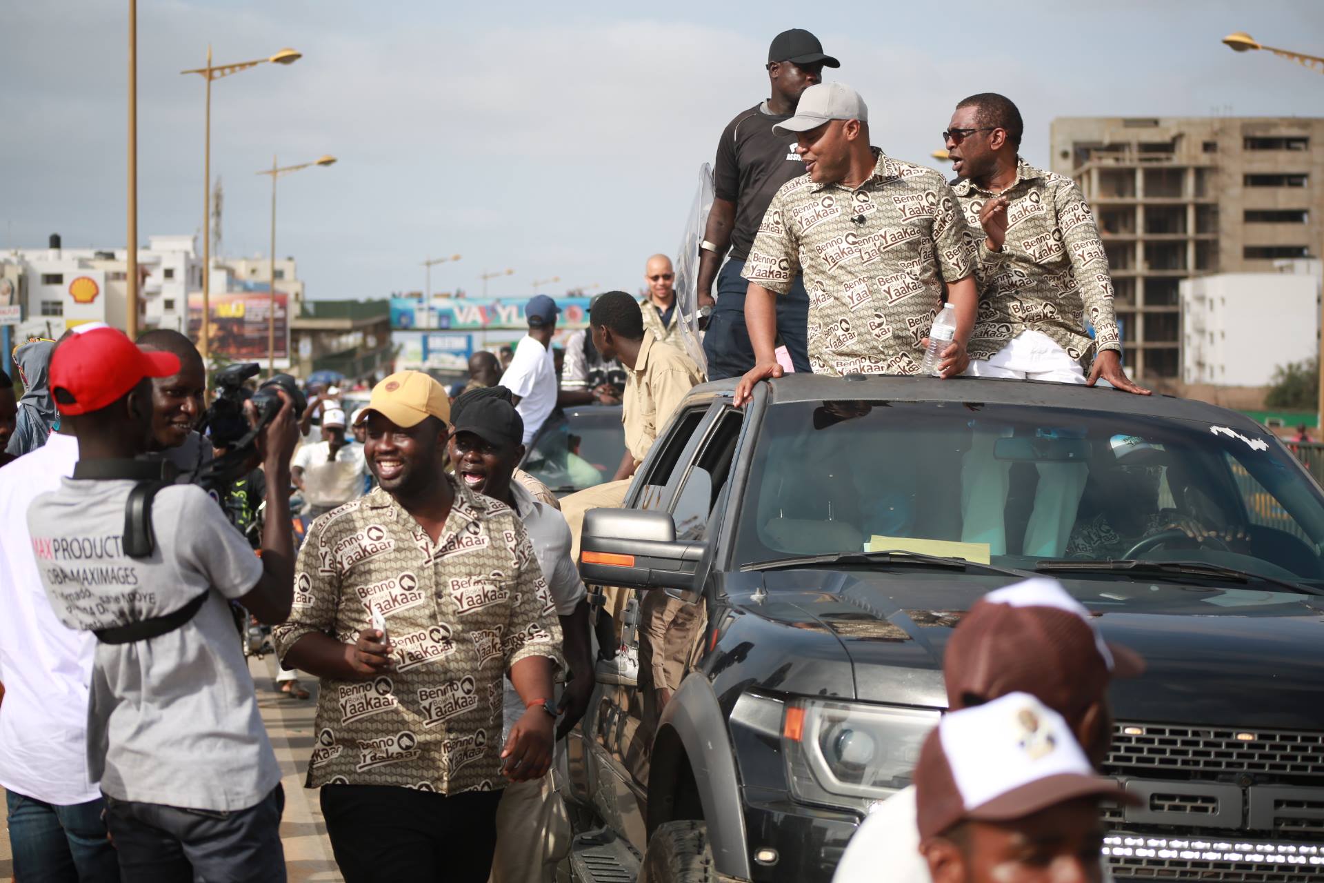 Photos: La parade de Youssou Ndour et de Mame Mbaye Niang au fief de Khalifa Sall