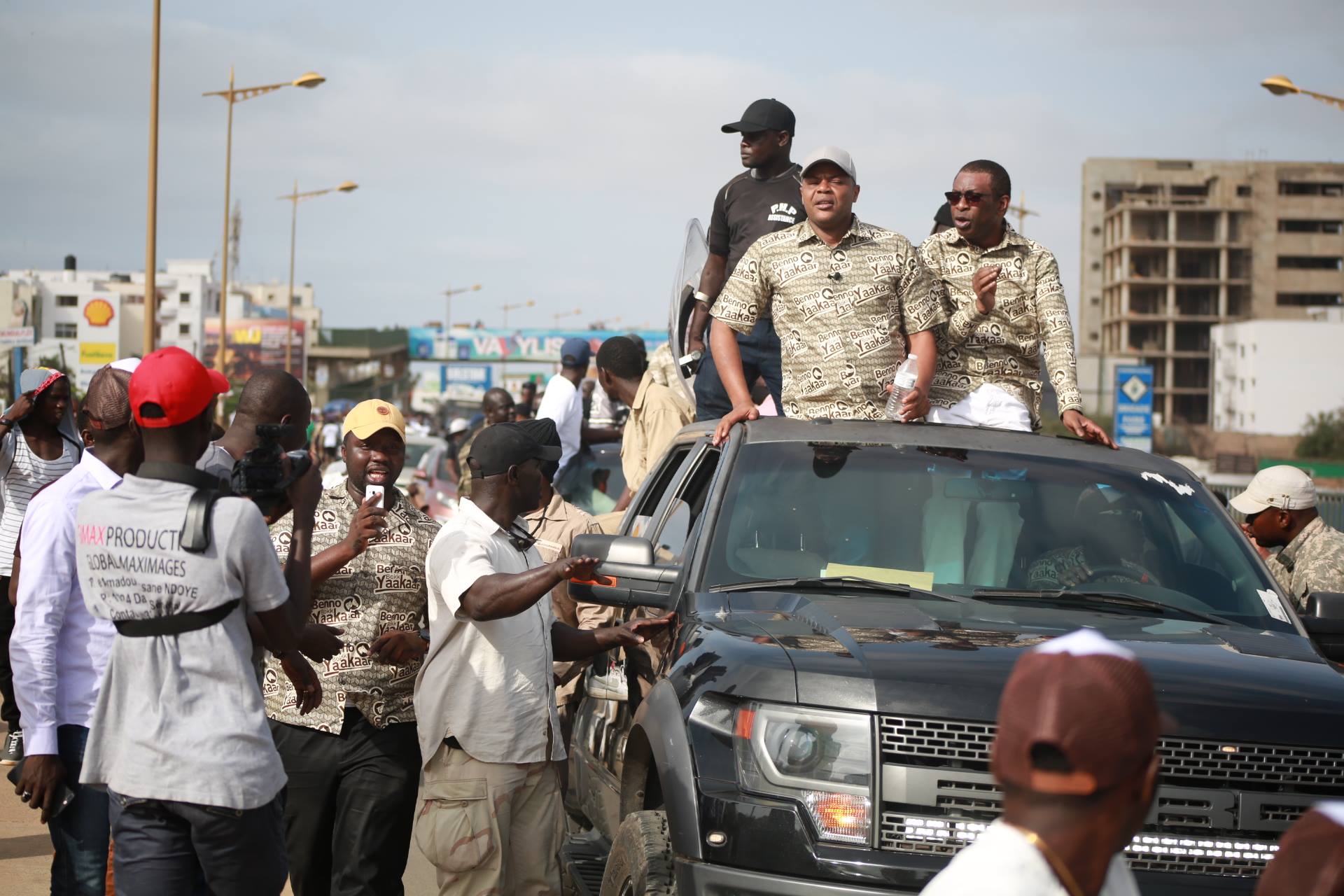 Photos: La parade de Youssou Ndour et de Mame Mbaye Niang au fief de Khalifa Sall
