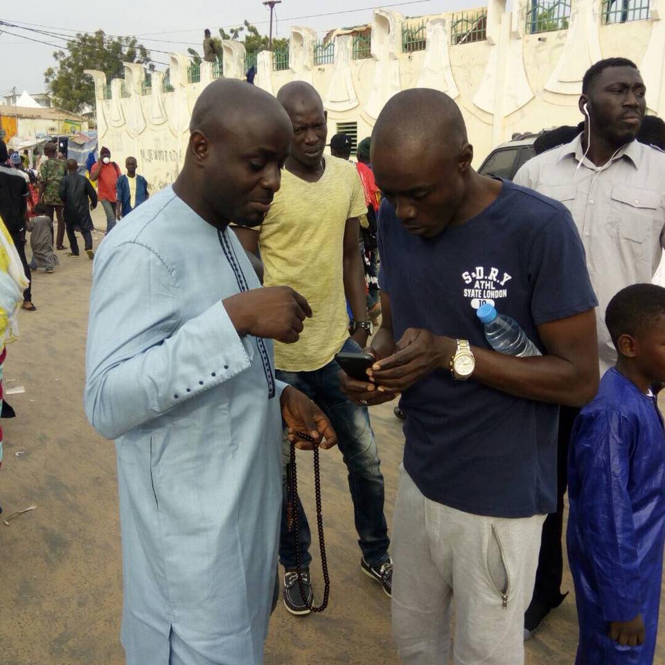 (11 photos) : Thierno Bocoum et son fils à Touba