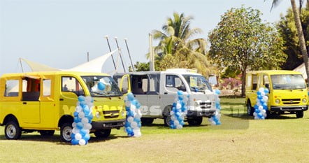 Tata Magic : les nouveaux mini bus qui vont assurer le transport entre la banlieue et Dakar coûtent 6 millions