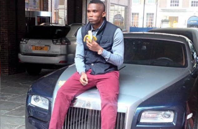 Arrêt sur image: Samuel Eto’o déguste également sa banane
