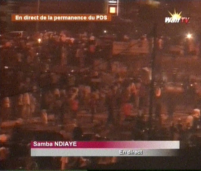 Video: l’arrivée de Me Abdoulaye Wade à Dakar Regardez