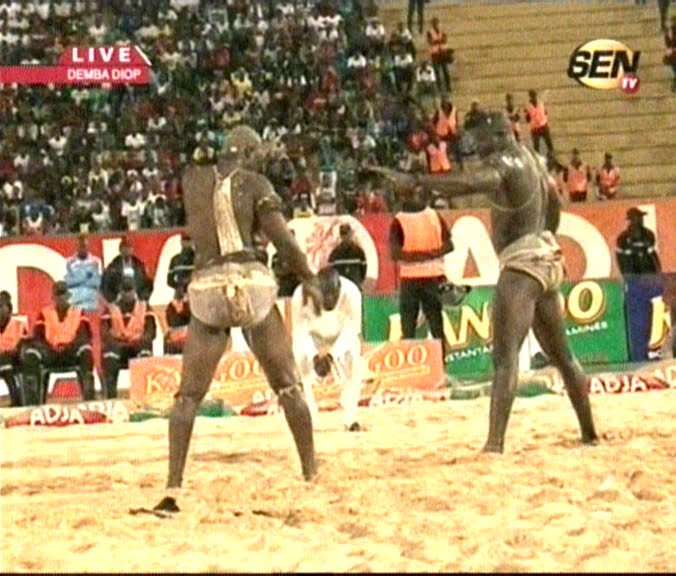 Video; Victoire de Amanekh sur Moussa Dioum  Regardez