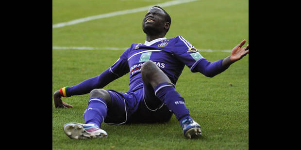 (Vidéo) Après leur victoire sur Bruges, Cheikhou Kouyaté et ses coéquipiers chassés et insultés par les supporters