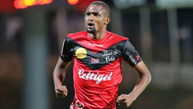 Vidéo: Moustapha Diallo buteur avec Guingamp