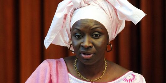 Aminata Touré crée son mouvement politique pour faire face à Macky en 2017
