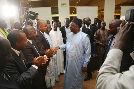 Photos-Macky Sall recevant les maires APR au King Fahd