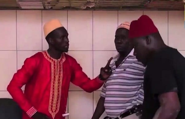Vidéo: Li Ci Tabaski, épisode 15. Regardez