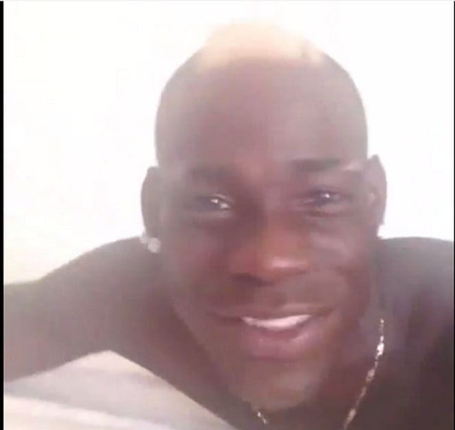 Vidéo: Mario Balotelli parle français pour la première fois… Regardez