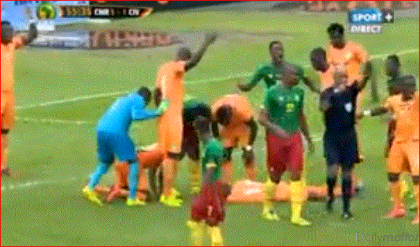 Vidéo: Cameroun / Côte d'Ivoire, Serge Aurier échappe à la mort subite. Regardez