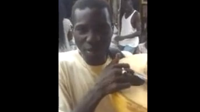 Vidéo: Ce Tassoukate se moque de Macky Sall et sa famille. Regardez