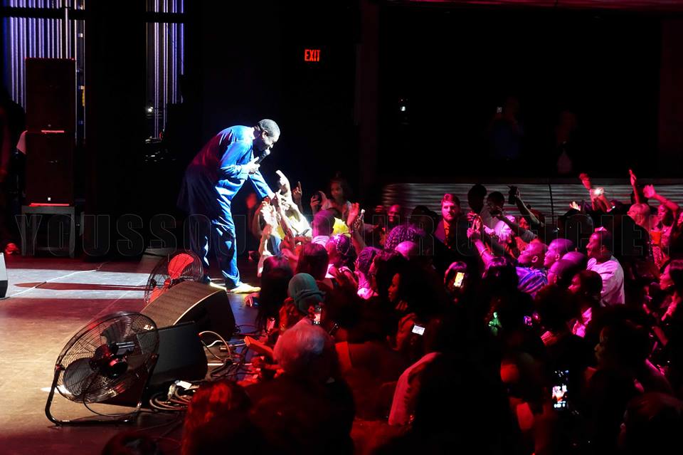 (7) Photos: Youssou Ndour remplit la grande salle de Winspear Opera House de Dallas. Regardez