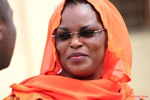 La première Dame fait un " Berndél" spécial au Khalif des Mourides