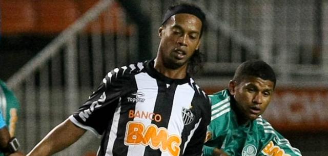 Ronaldinho transféré: L’étonnant choix de l’ancien ballon d’or