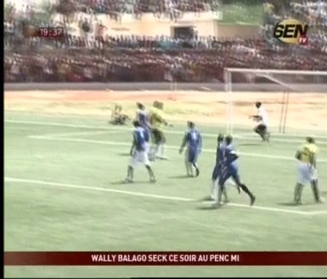Video: Les buts du match de Gala Lutteurs Sénégalais Vs Sen tv 2-3. Regardez