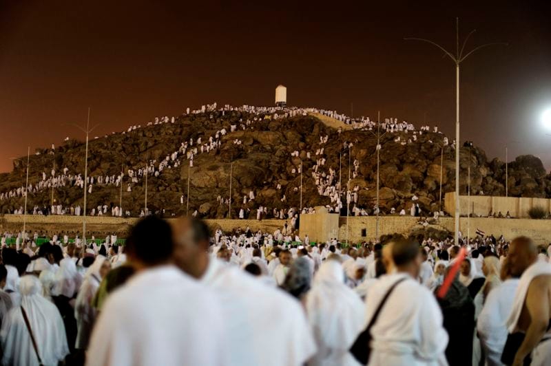 Des centaines de milliers de pèlerins sur le Mont Arafat