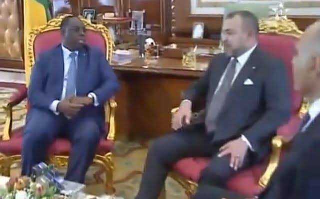 Vidéo: Macky Sall reçu par le Roi du Maroc Mohammed VI. Regardez