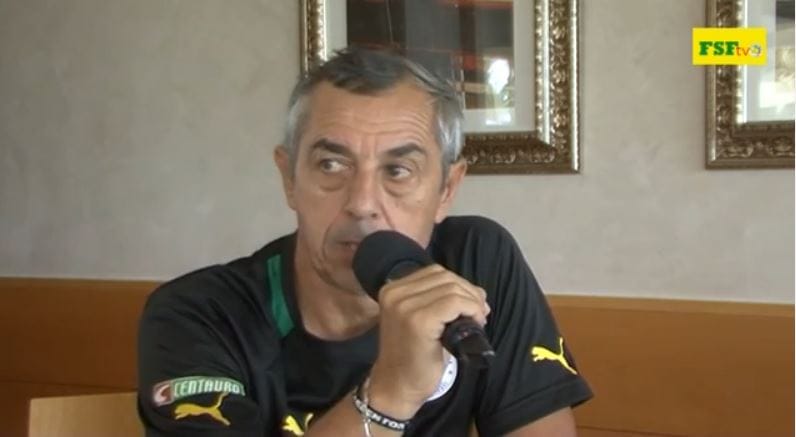 C’est une défaite  »amère », selon Alain Giresse