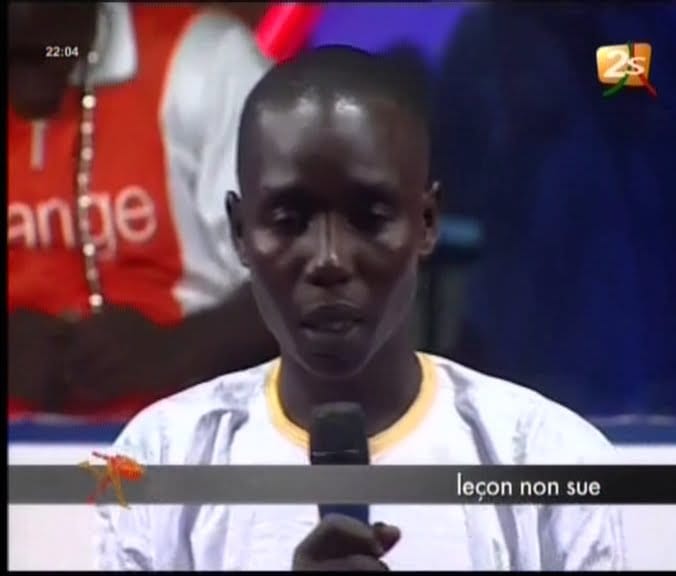 Video: Image du Jour de Bantamba: Cheikh Talif  « Leçon non sue » à mouri de rire.. Regardez