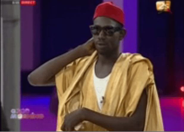 Vidéo: Yoro au téléphone avec Sidy Lamine Niass… dans « Allo Good Morning » du Jeudi 13 Novembre 2014 – 2sTV