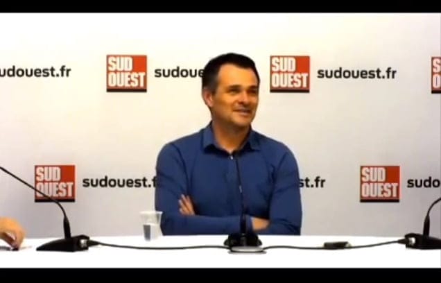 Vidéo: Voici les propos polémiques de Willy Sagnol sur les joueurs africains. Regardez