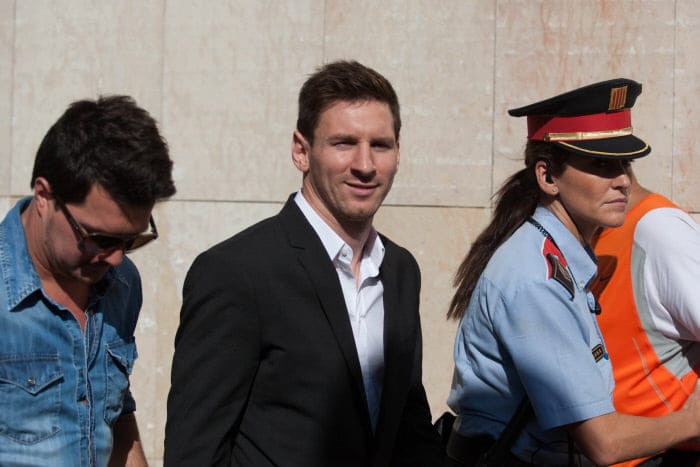 FC Barcelone : pourquoi Messi veut fuir l’Espagne selon ses proches