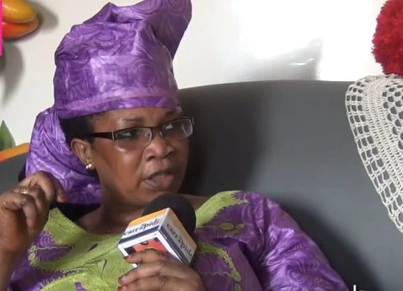 (Vidéo) Selbé Ndom prédit le duel Bombardier – Modou Lo: « J’ai vu Modou Lo porter… » Regardez