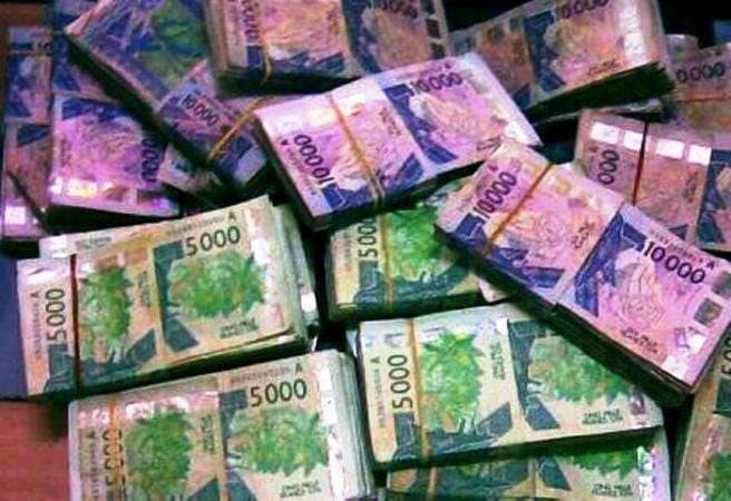 Les salaires des élus locaux dénoncés
