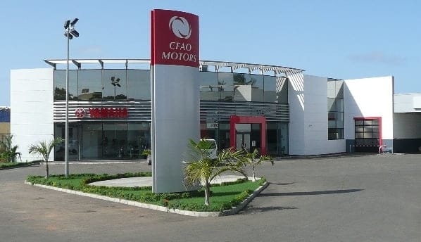 La Francophonie impose une société française: Peugeot « conduit » le sommet
