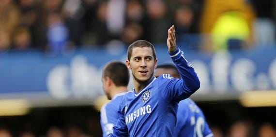 Vidéo: Le coup du foulard fantastique d’Eden Hazard face à Bournemouth