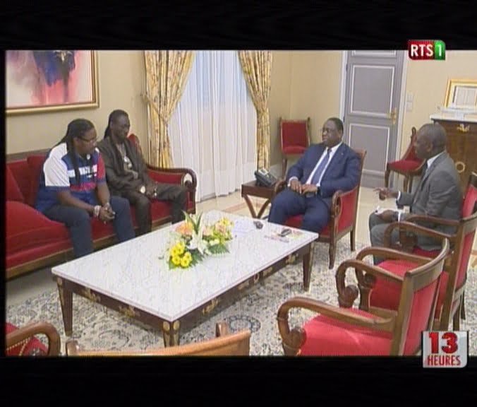 Vidéo: Awadi et Duggy Tee, du groupe Positive Black Soul ont été reçus au palais par Macky Sall