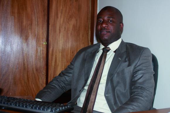 Appel d’offres 4G : Birahim Seck veut des sanctions contre le Dg de l’Artp