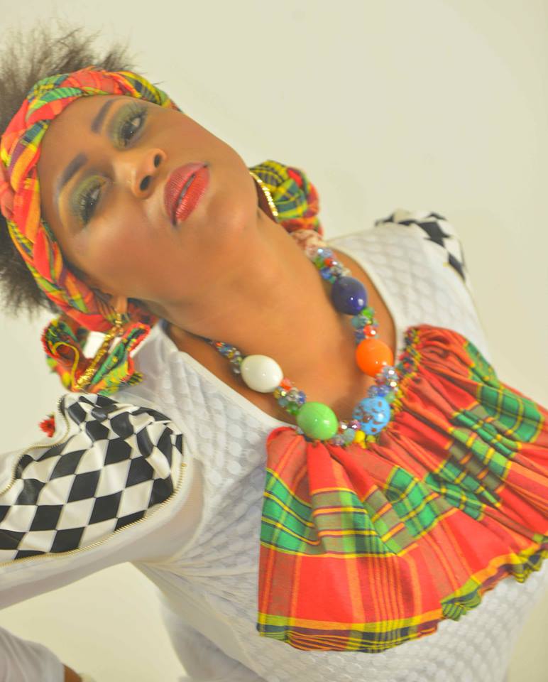 (6) Découvrez des images du nouveau clip de Guigui.