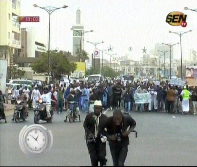Vidéo: Dakar n’est pas charlie, une autre manifestation contre les caricatures ce vendredi