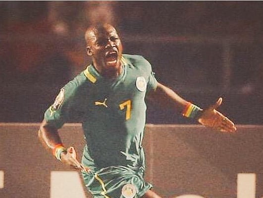 Arrêt sur image: le cri de joie de Moussa Sow en célébrant son but. Regardez