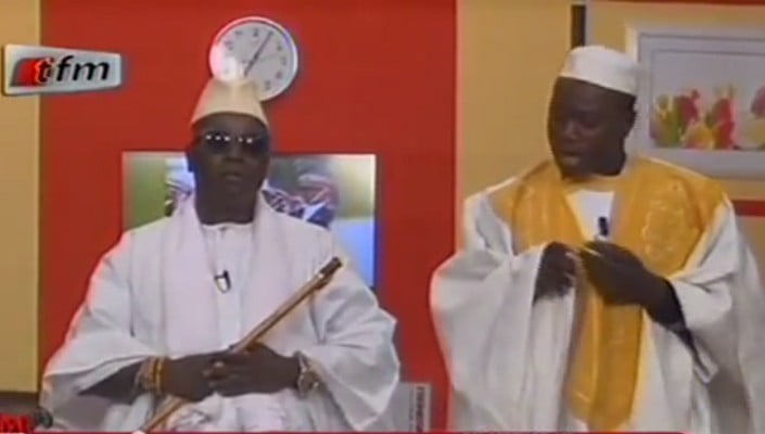 Vidéo à mourir de rire: Kouthia raille Yayah Jammeh. Regardez