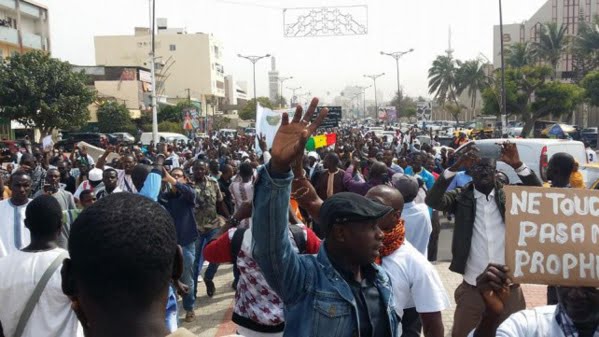 Marche contre Charlie Hebdo : l’ambassadeur de France demande à ses concitoyens d’éviter tout contact avec les sénégalais