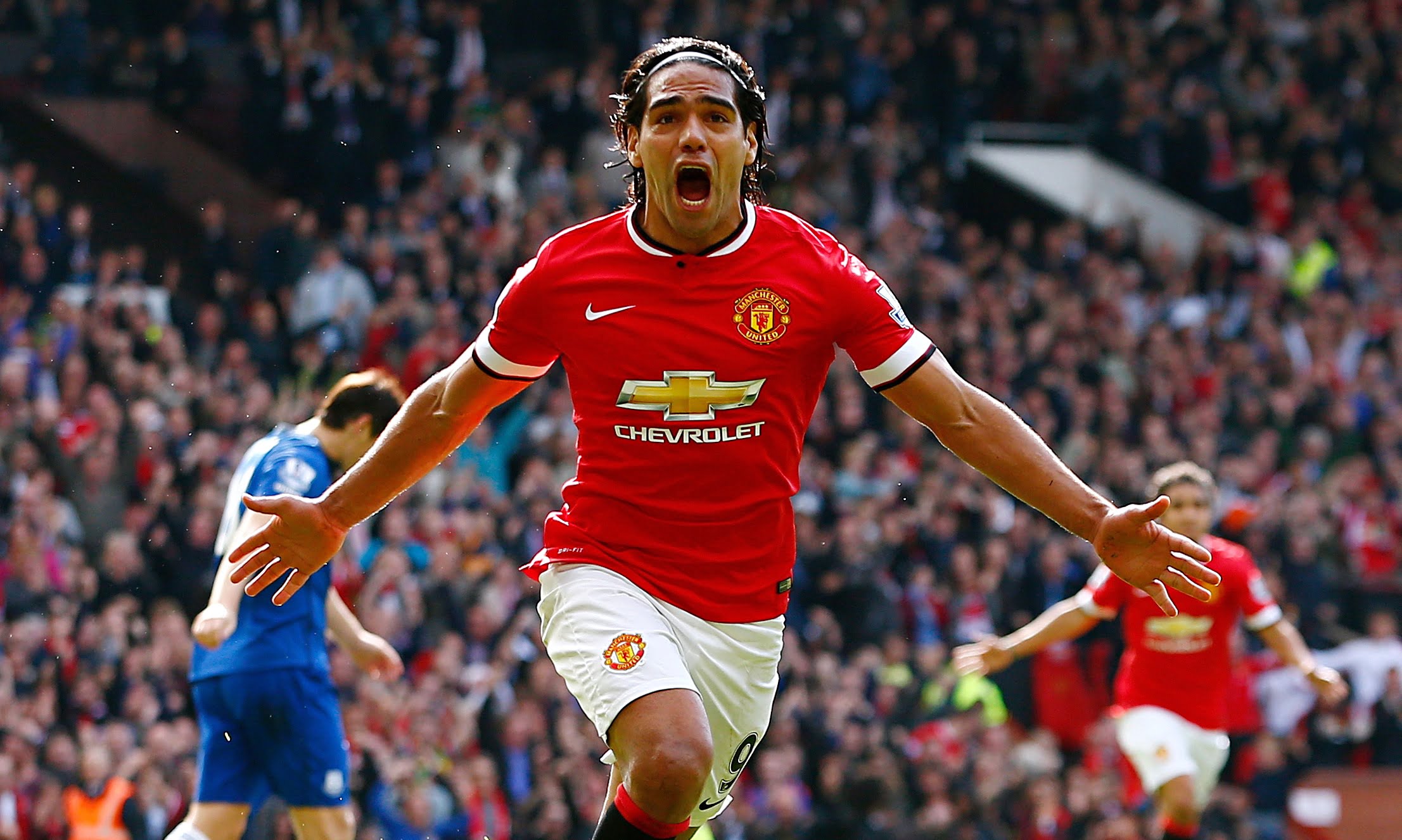 Manchester United va garder Falcao finalement