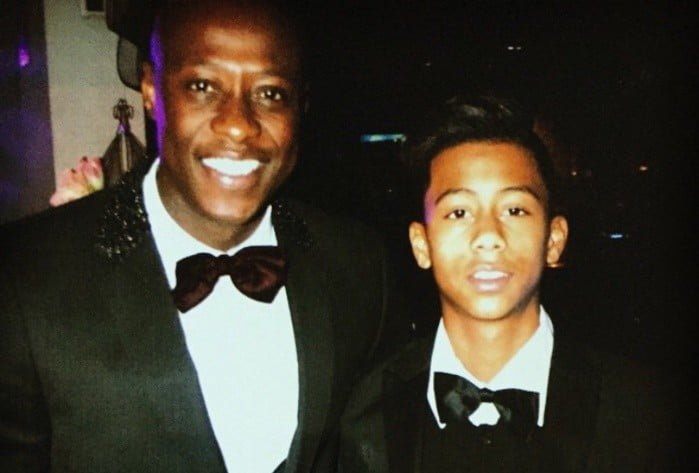 Photo: Fadiga et son fils Noah sur leur 31. Regardez