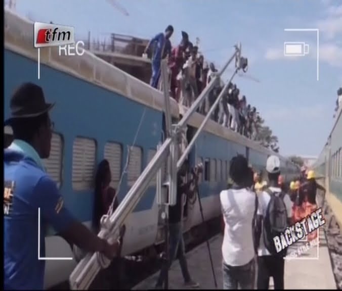 Back Stage: Regardez comment Pape Diouf a tourné son clip Rakadiou