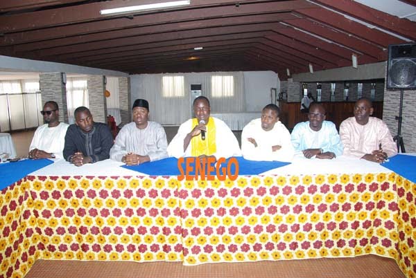 Les petits-fils de Serigne Touba appellent Macky Sall et Me Wade au dialogue