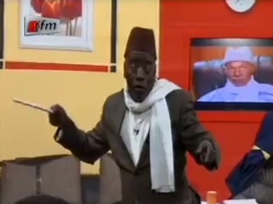 (Vidéo) Fou rire: Kouthia raille Abdoulaye Wade. Regardez