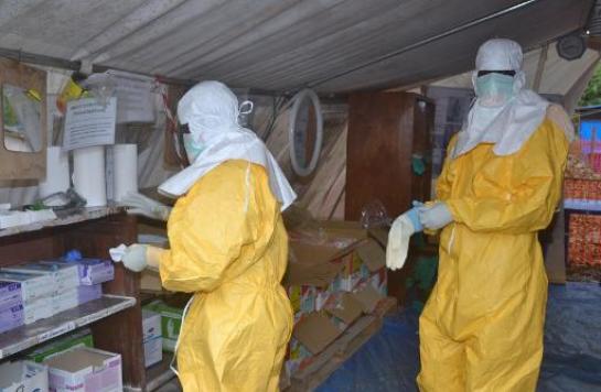 Ebola: résultats « encourageants » de l’antiviral japonais testé en Guinée