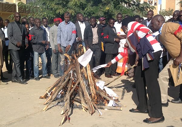 Moustapha Diakhaté  au Saes: « Incinérer la loi cadre, c’est faire l’apologie de l’incivisme »