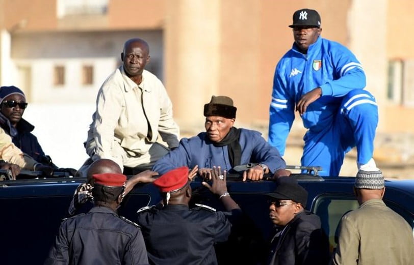 La police sur les pas du chauffeur de Wade qui a foncé sur le barrage des policiers samedi dernier