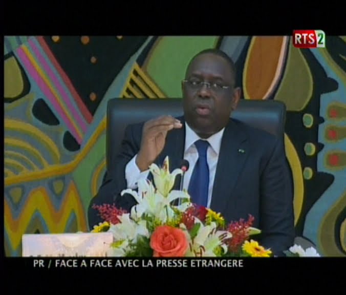 Video- Arrestation des Y’ en a marristes: Macky se moque de Fou Malade