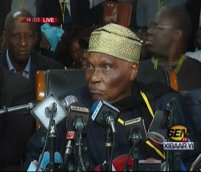 Video: Wade se moque du président de la Crei…à mourir de rire