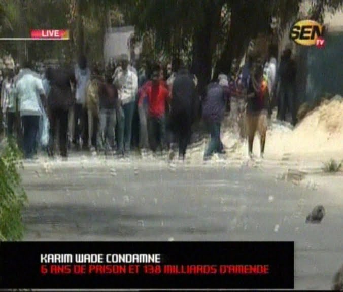 Vidéo- Verdict procès Karim Wade: Affrontements entre militants Pds et forces de l&rsquo;ordre