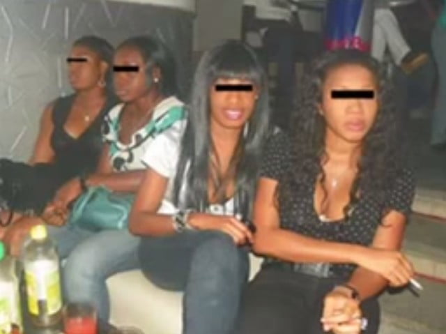 (Vidéo) Etudiante et prostituée clandestine se confie: « Des directeurs de sociétés nous prennent… »